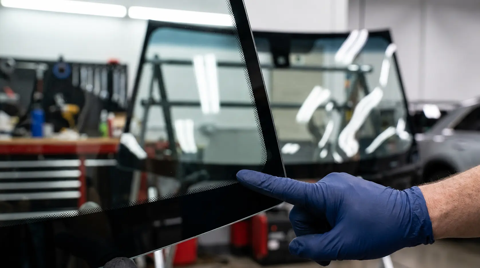 Cara Membedakan Kaca Mobil Original (OEM) vs Aftermarket (KW)